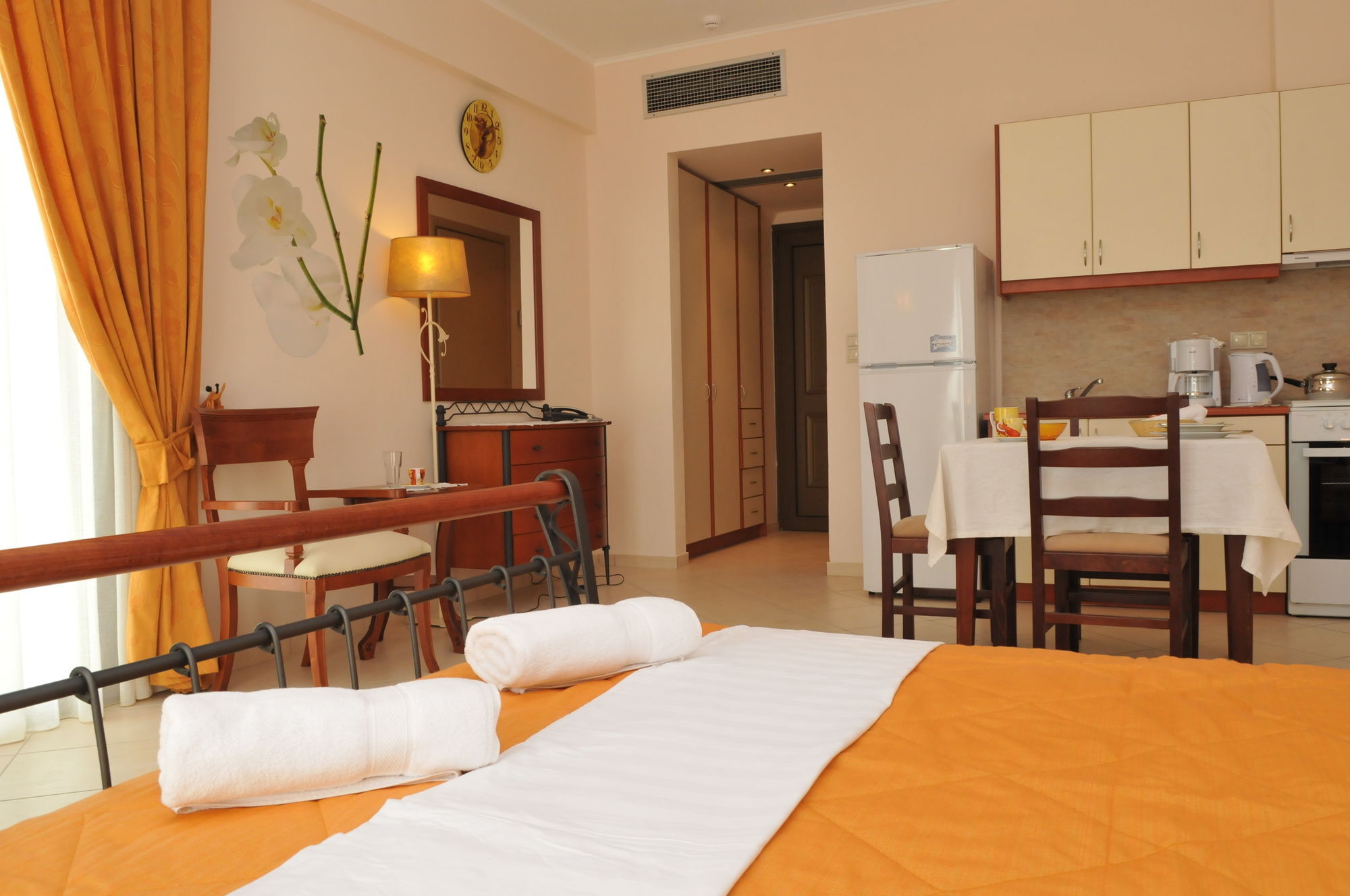 Aparthotel Finiki Plaza Methoni  Exterior foto