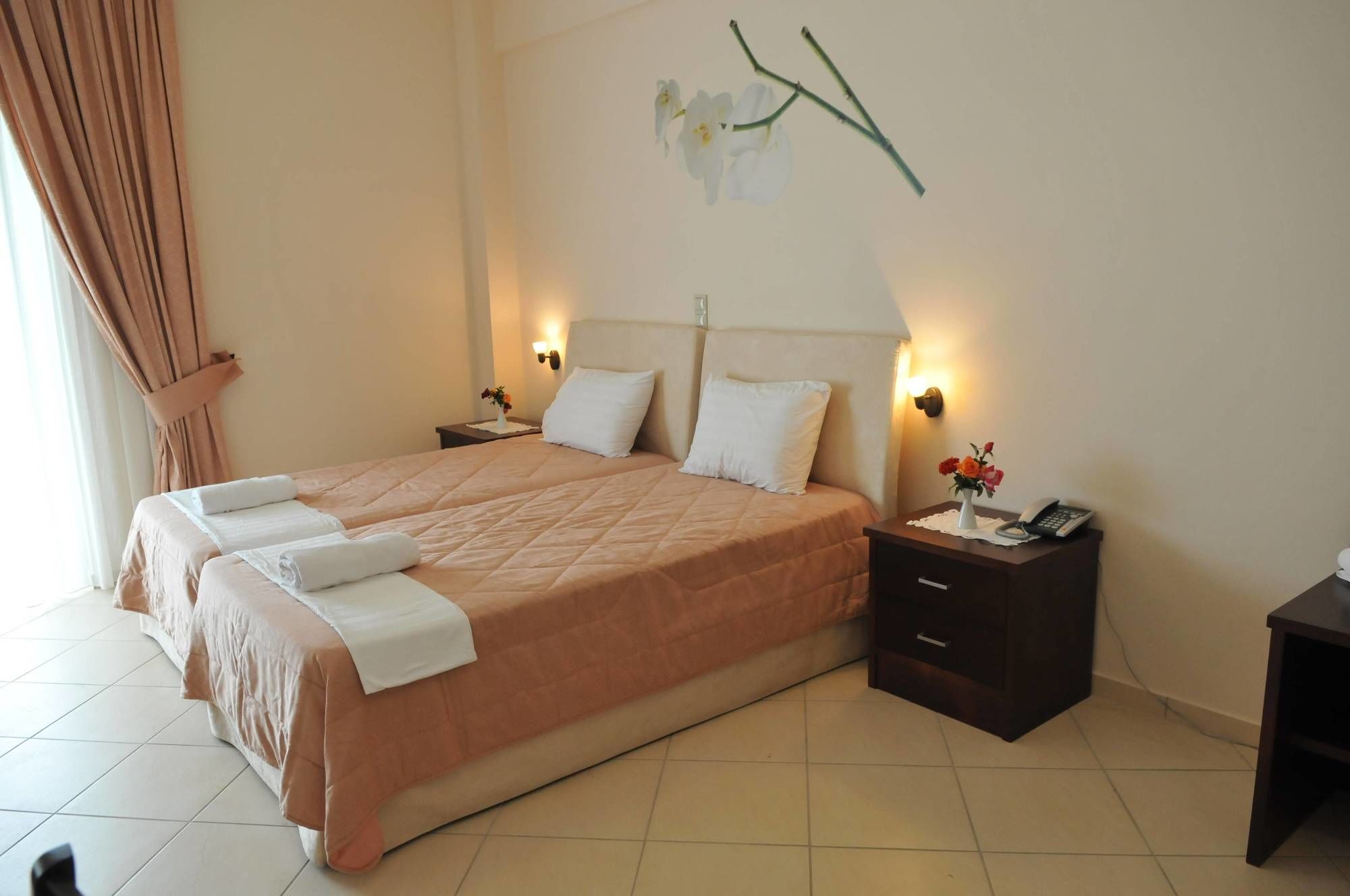 Aparthotel Finiki Plaza Methoni  Exterior foto